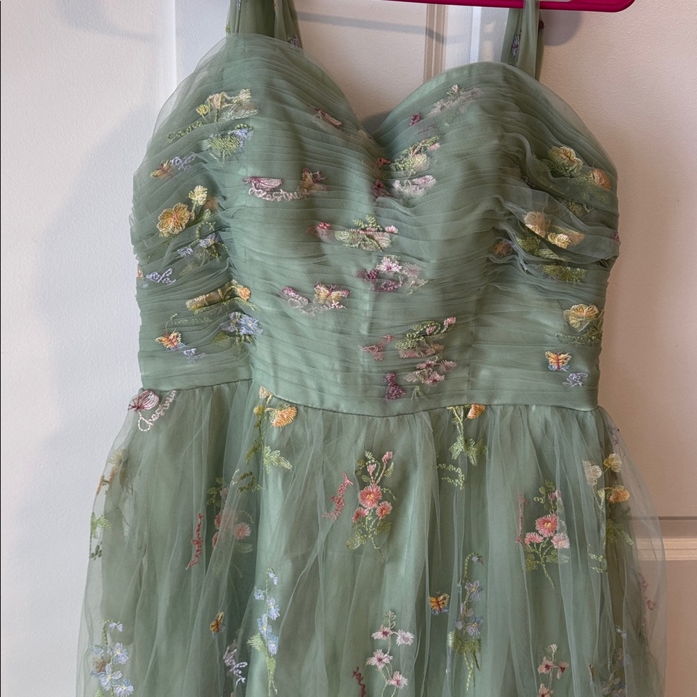 Green Floral Tulle Long Gown size 16 - Picture 9 of 14
